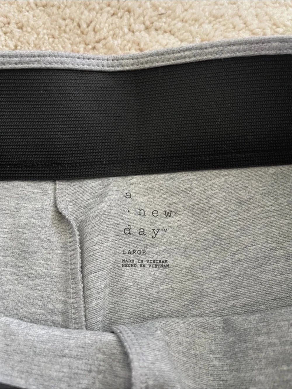 a new day Woman’s Heather Gray Stretch Leggings Sz Large Activewear Athletics